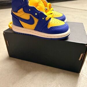 Jordan Kids Sneakers in Blue and Yellow